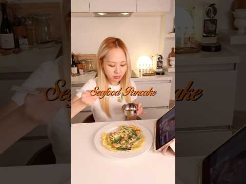 Don’t buy Korean pancake mix! Korean seafood spring onion pancake with eggs #koreanfood
