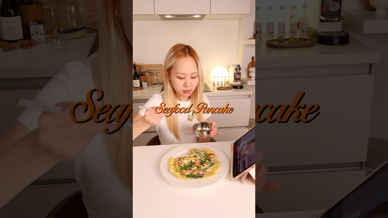 Don’t buy Korean pancake mix! Korean seafood spring onion pancake with eggs #koreanfood