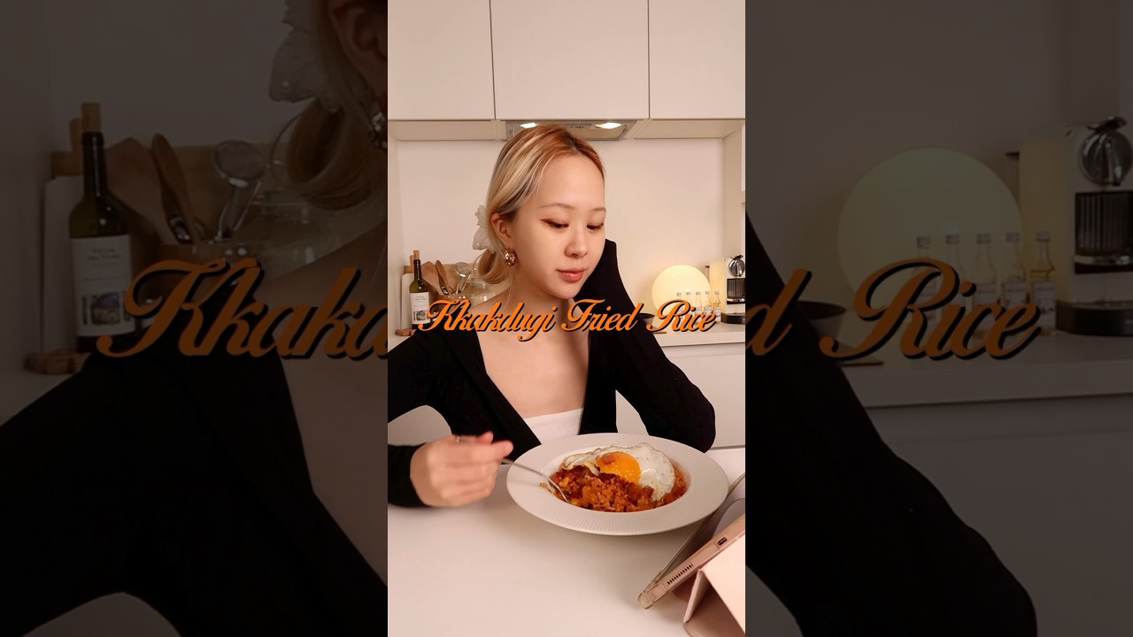 What Koreans Really Eat At Home. Kkakdugi kimchi fried rice