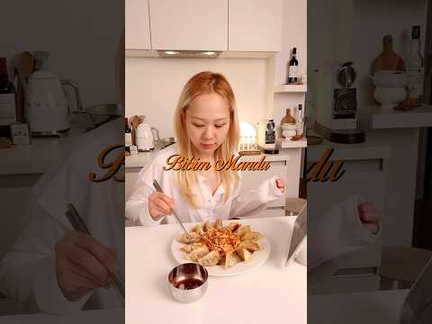 Korean Bibim Mandu Salad