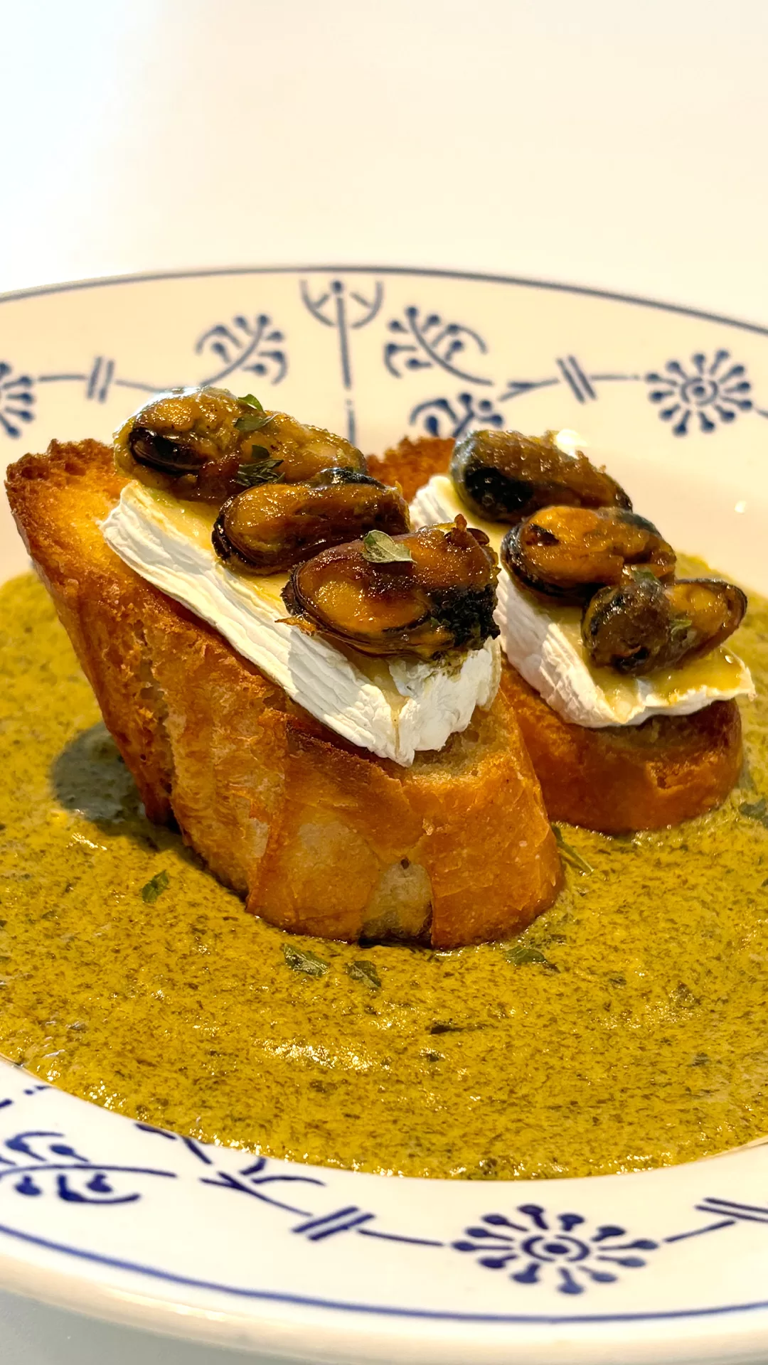 Mussel Seaweed Cream Soup Mussel Seaweed Cream Soup