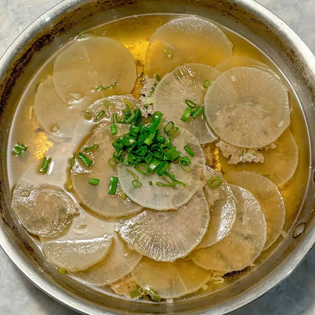 10 Korean Soup to Try at Home! (Guk, Not Jjigae) Korean Beef Radish Soup