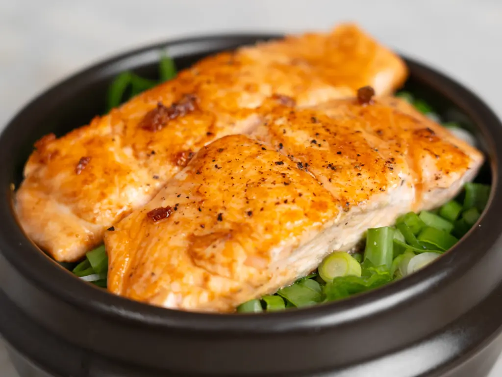 Salmon Pot Rice (Korean Healthy Diet) salmon pot rice