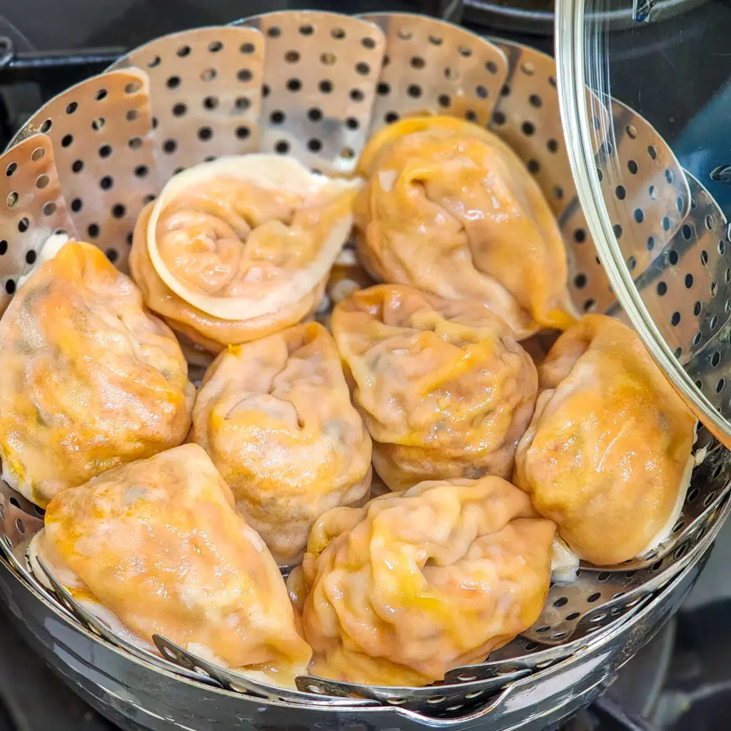 mandu on Korean steamer