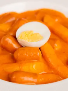 rose tteokbokki