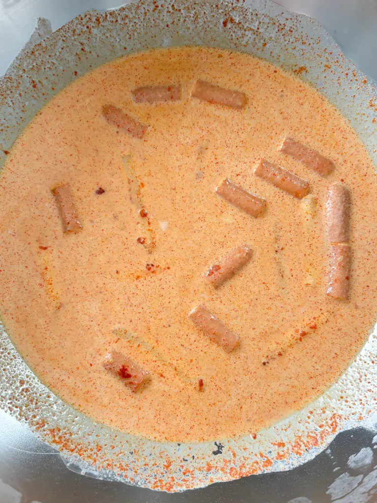 rose tteokbokki