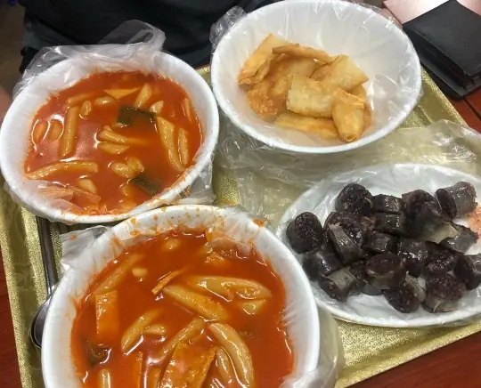 5 Best Seoul Topokki : Locals' Secrets 5 Best Seoul Topokki : Locals' Secrets
