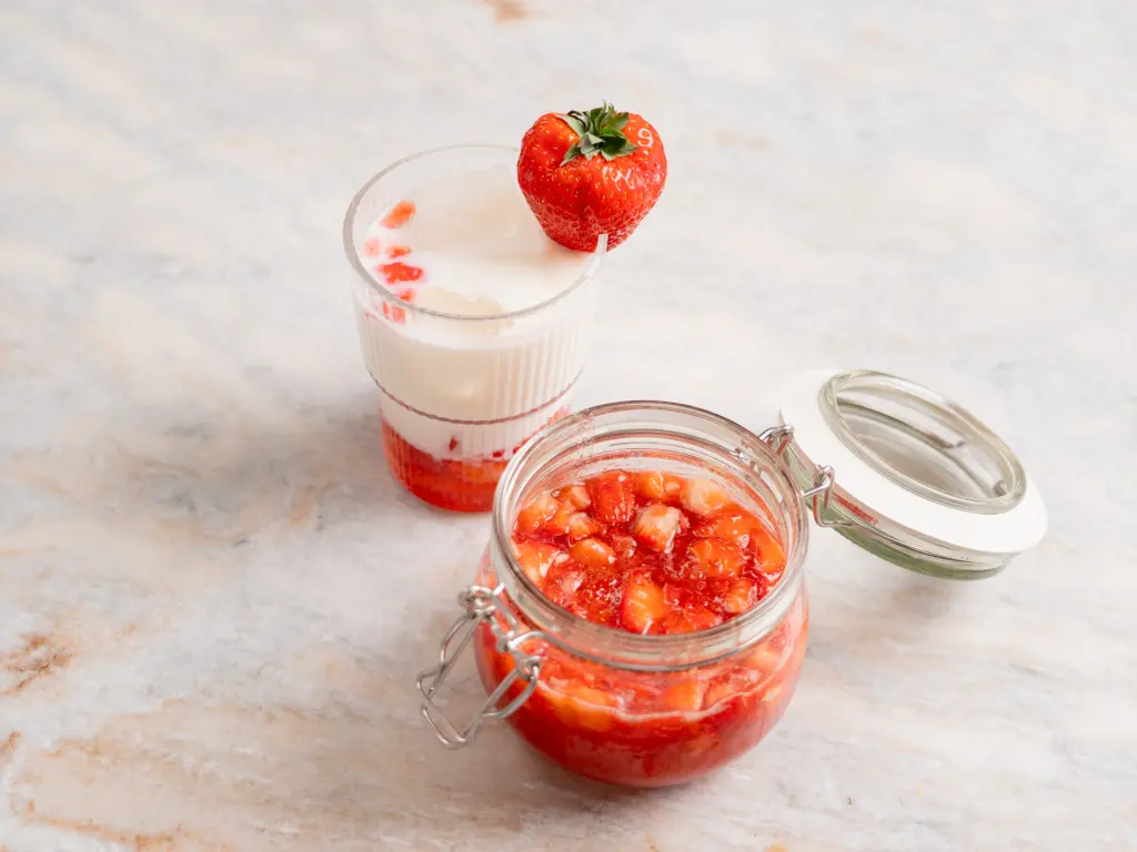 Viral Korean Strawberry Syrup - Best Strawberry Latte korean strawberry syrup