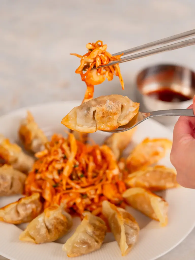 bibim mandu salad