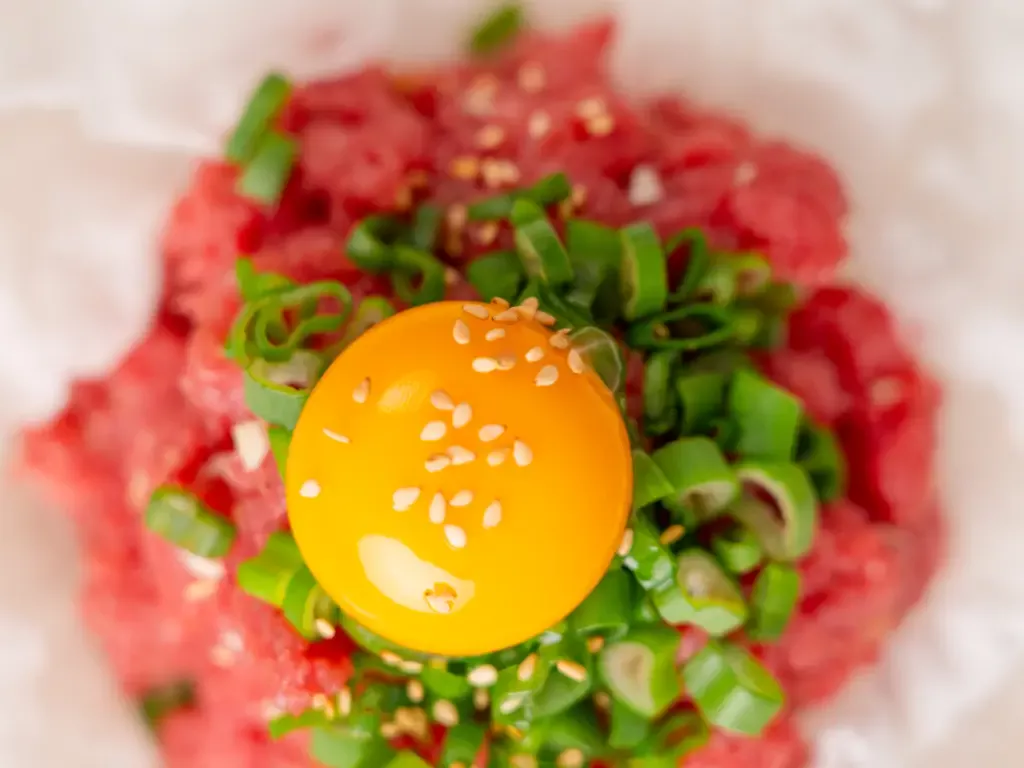 Yukhoe with Rice Paper Chips - Easy Korean Beef Tartare yukhoe