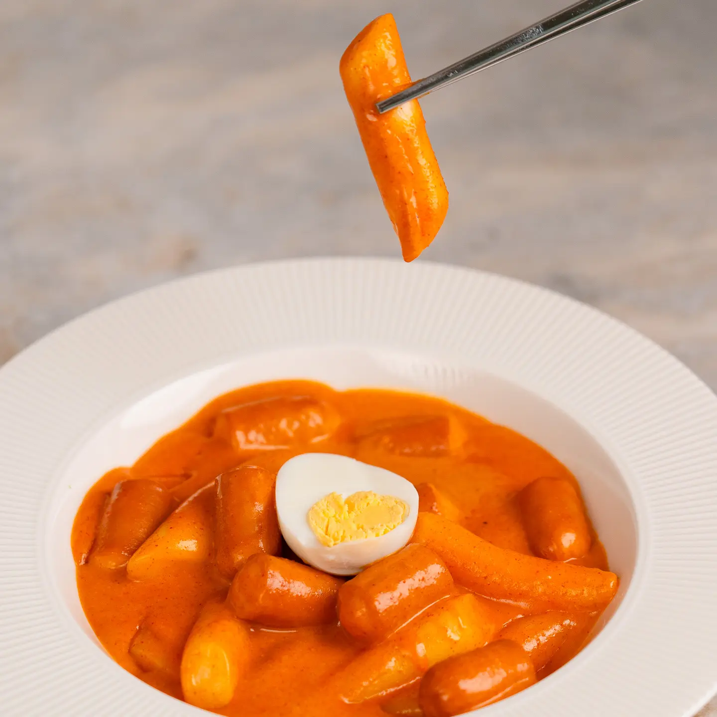 10 Easy Gochujang Recipes to Make at Home rose tteokbokki