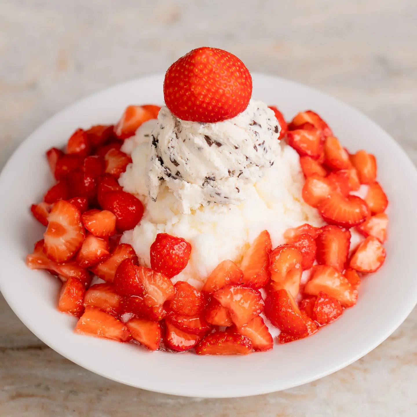 Strawberry Bingsu: Korean Shaved Ice strawberry bingsu