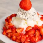strawberry bingsu
