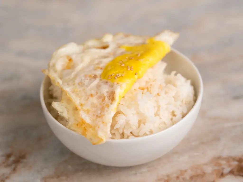 Gyeran Bapsang: Easy Korean Home Meal with Eggs (Egg Rice, Egg Soup, Egg Roll) gyeran bapsang, gyeran bap, egg rice