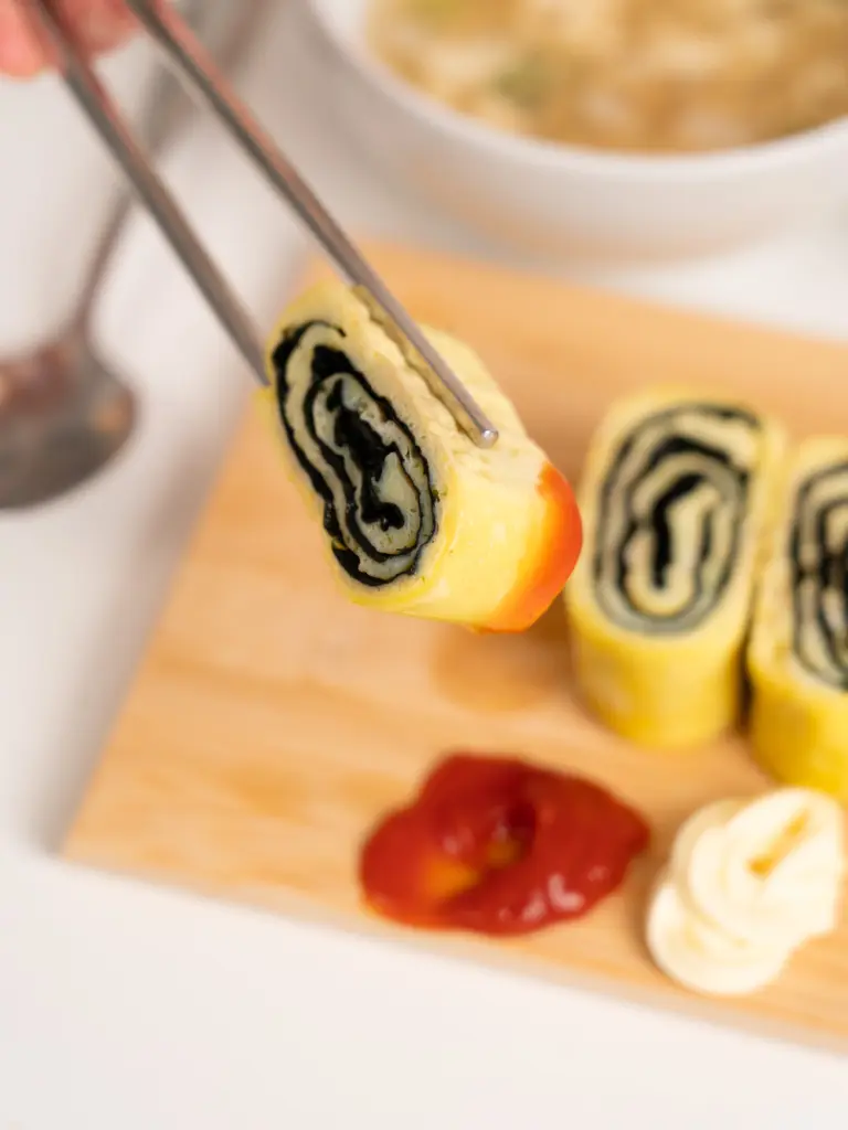 gyeran bapsang, gyeran mari, egg roll