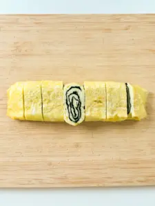 gyeran bapsang, gyeran mari, egg roll