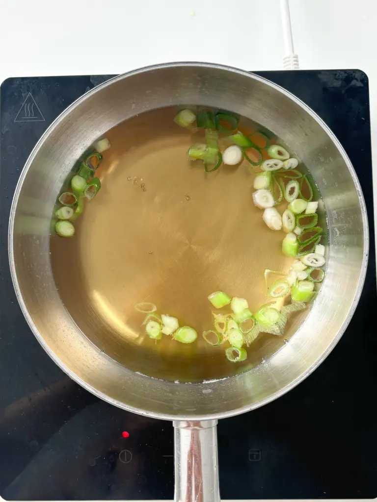 gyeran bapsang, gyeran guk, egg drop soup