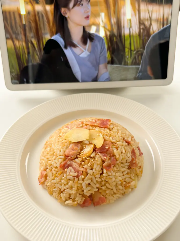 Garlic Butter Fried Rice Recipe: Easy Korean Fried Rice with Bacon garlic butter Korean fried rice recipe