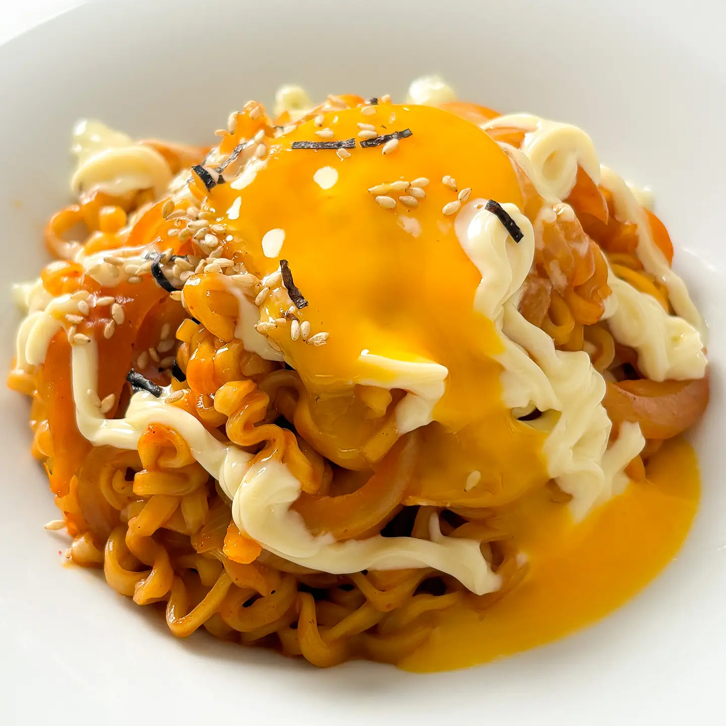 Viral Creamy Onion Buldak Ramyun: ‘Earth Arcade’ Buldak Noodles buldak ramyeon