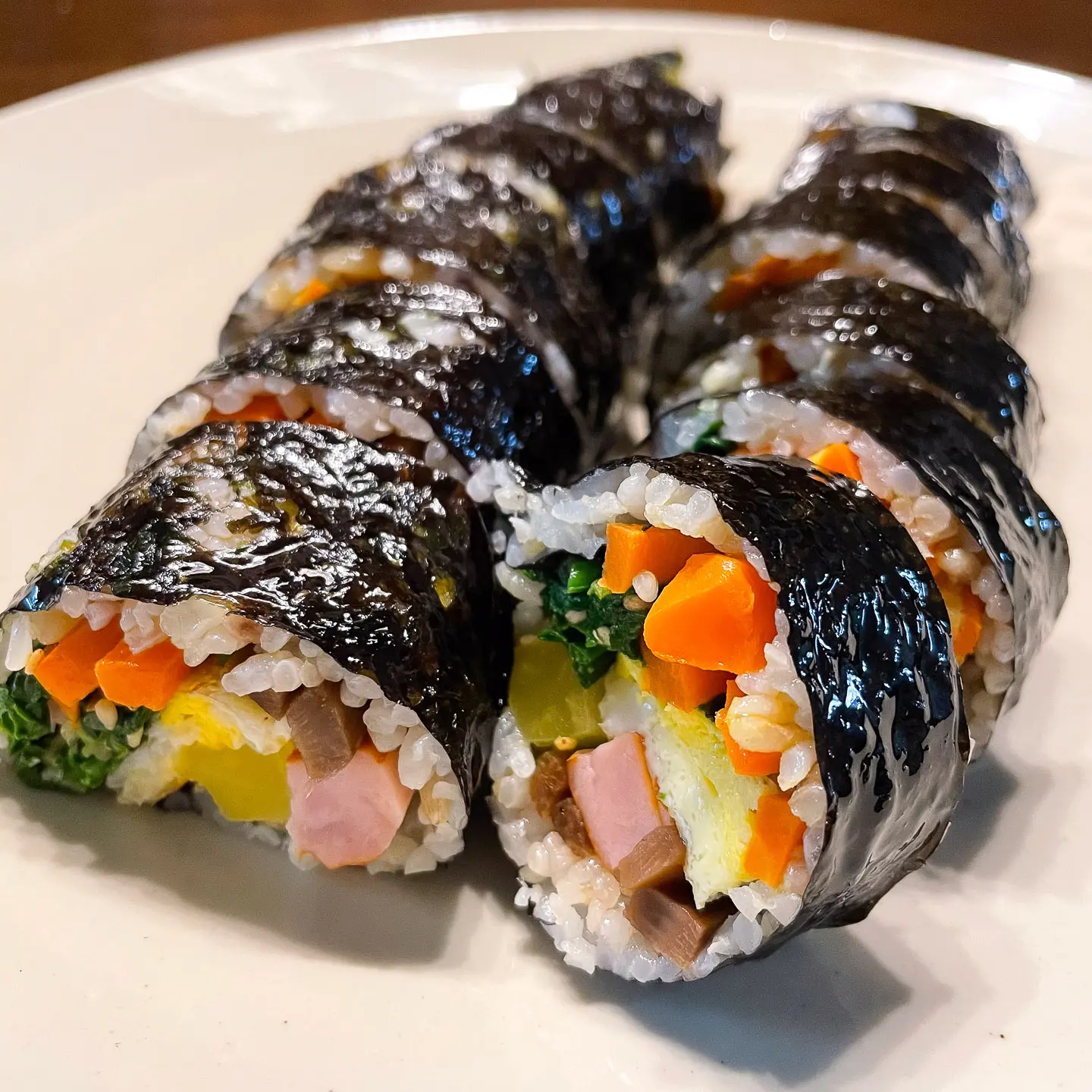 10 Best Korean Kimbap You Must Try kimbap sushi difference_main