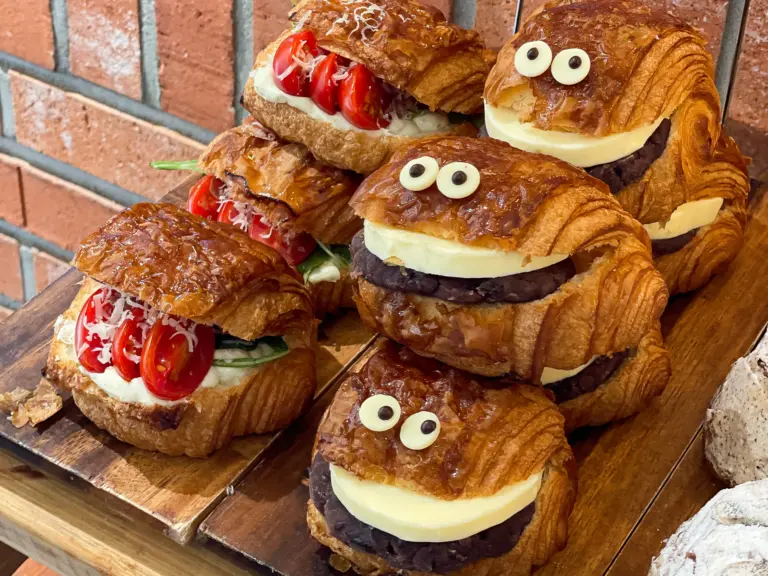 Korean bakery, Korean bread