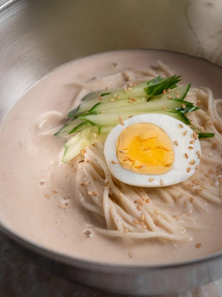 tofu kongguksu