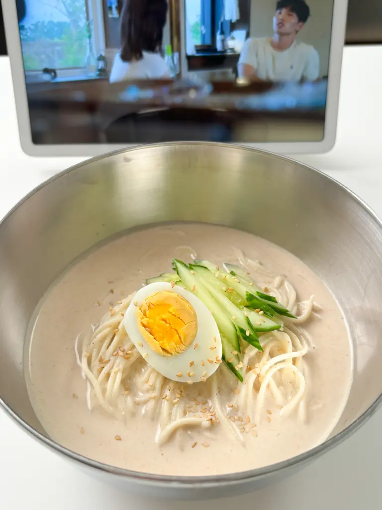 10-Min Tofu Kongguksu | Easy Vegan Korean Cold Noodles in Soy Milk tofu kongguksu