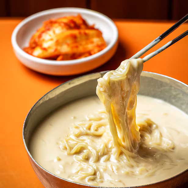 10-Min Tofu Kongguksu | Easy Vegan Korean Cold Noodles in Soy Milk tofu kongguksu