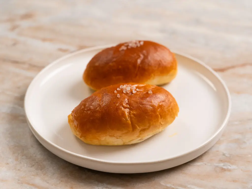 Gyeran Ppang (Korean Egg Bread): CNN 50 Best Breads salt bread, dinner rolls