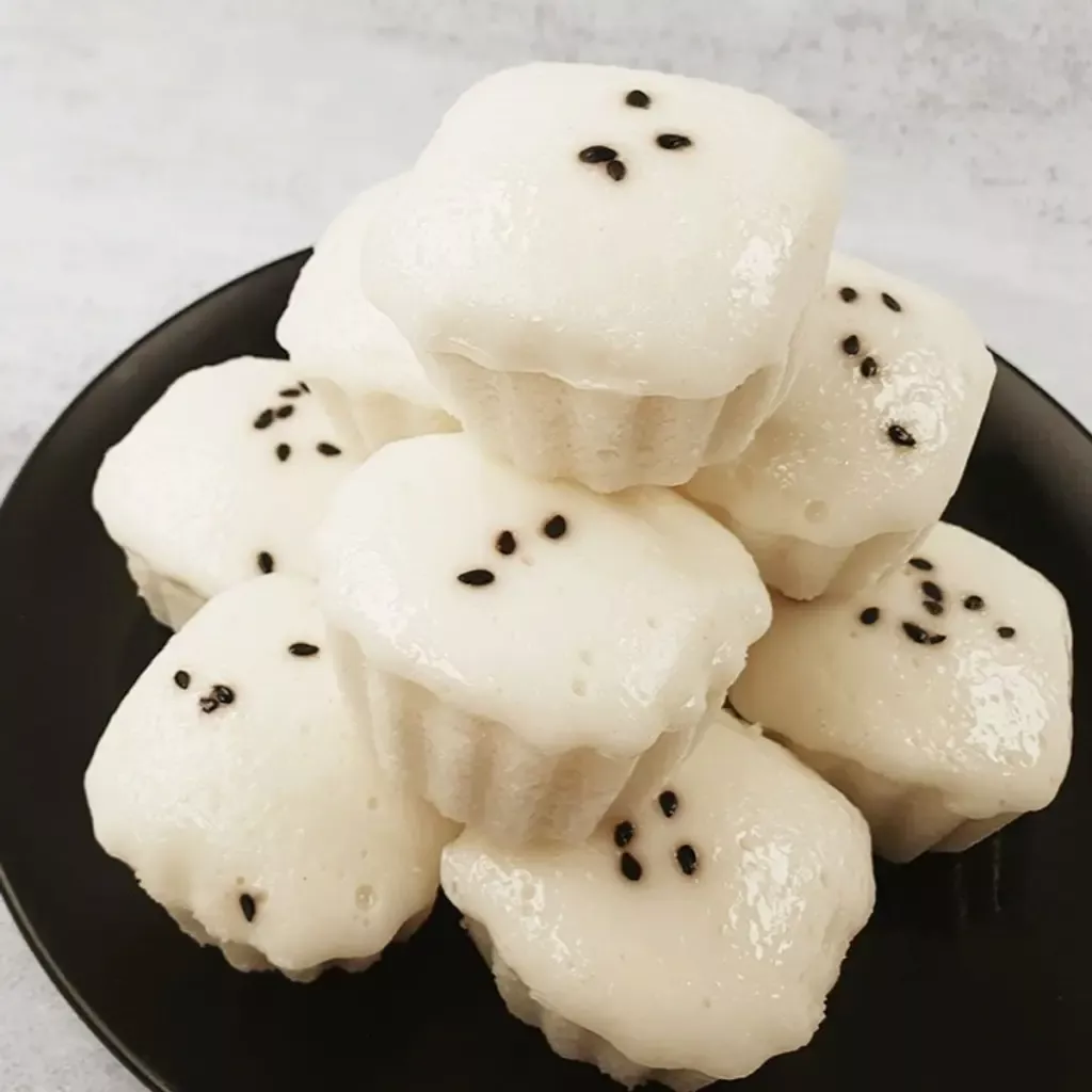 Best 10 Korean Rice Cakes (Tteok) You Must Try