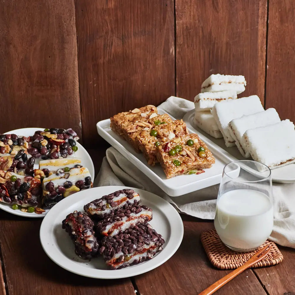 Best 10 Korean Rice Cakes (Tteok) You Must Try