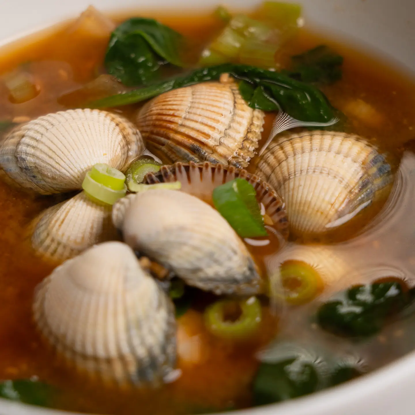 clam spinach doenjang soup
