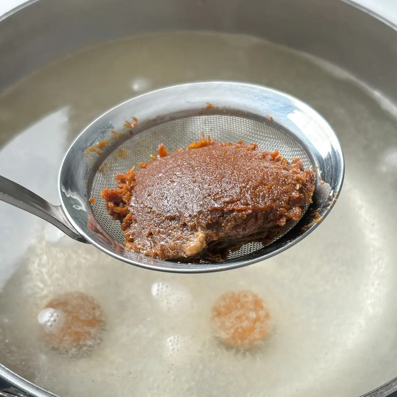 clam spinach doenjang soup