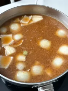 clam spinach doenjang soup