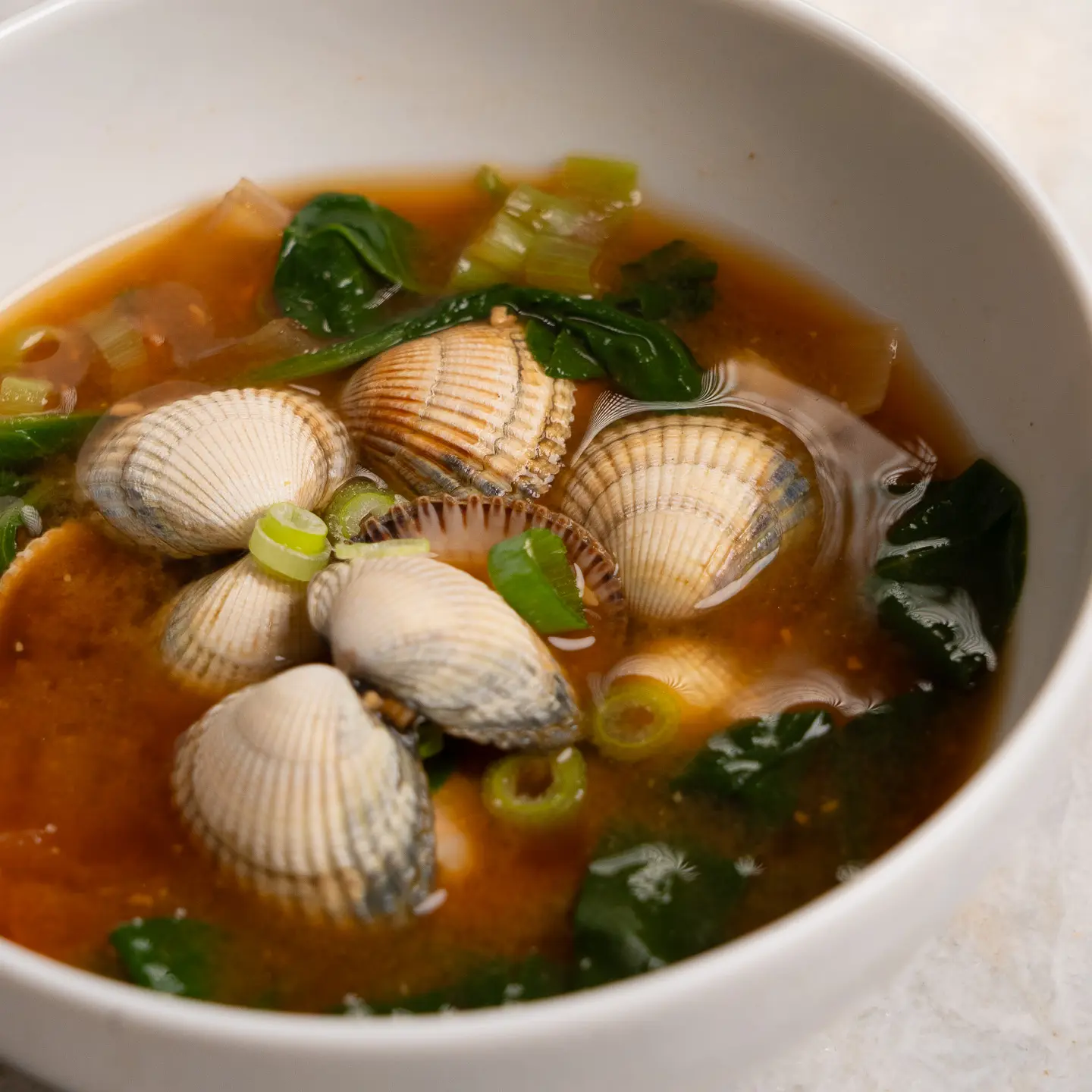 clam spinach doenjang soup