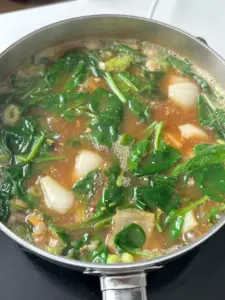 clam spinach doenjang soup