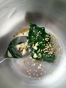 spinach banchan muchim