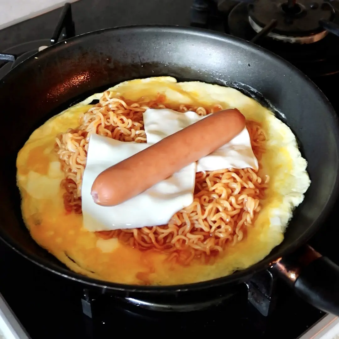 Buldak Omelete