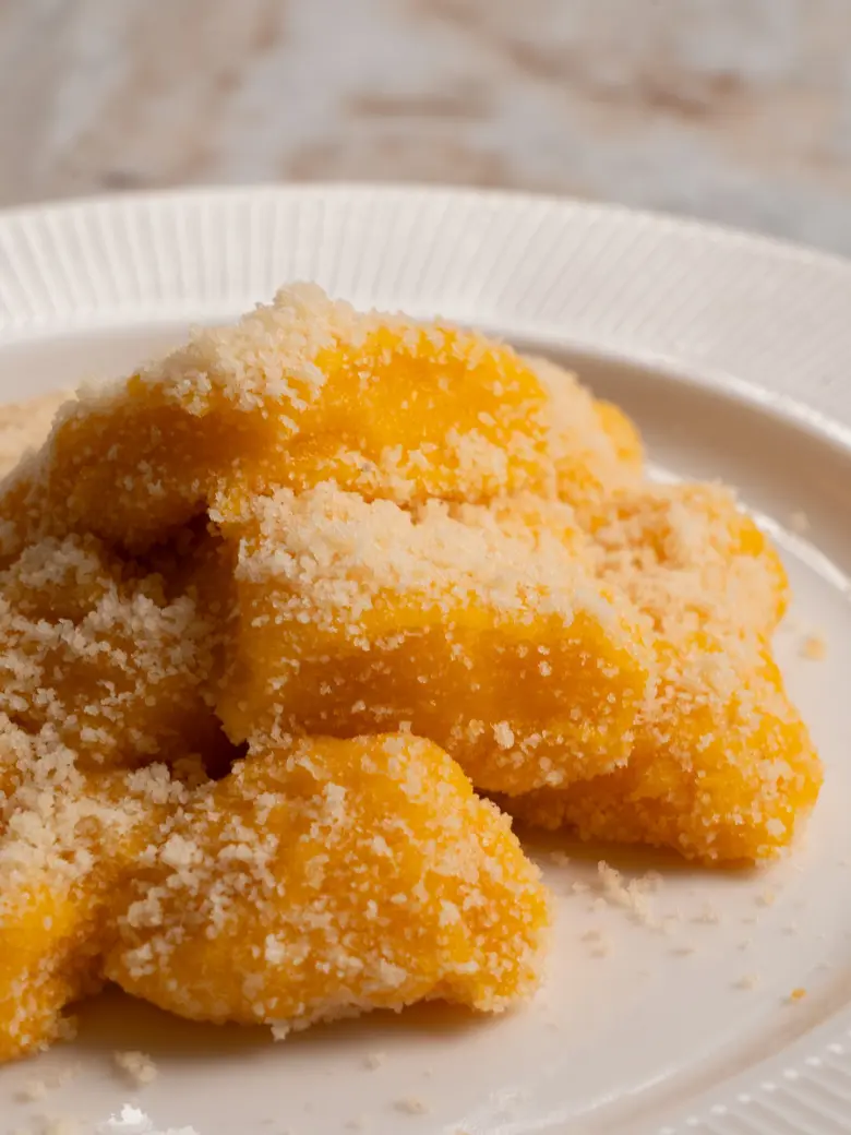 Castella Pumpkin Injeolmi Tteok: Easy Korean Rice Cake pumpkin injeolmi, hobak tteok