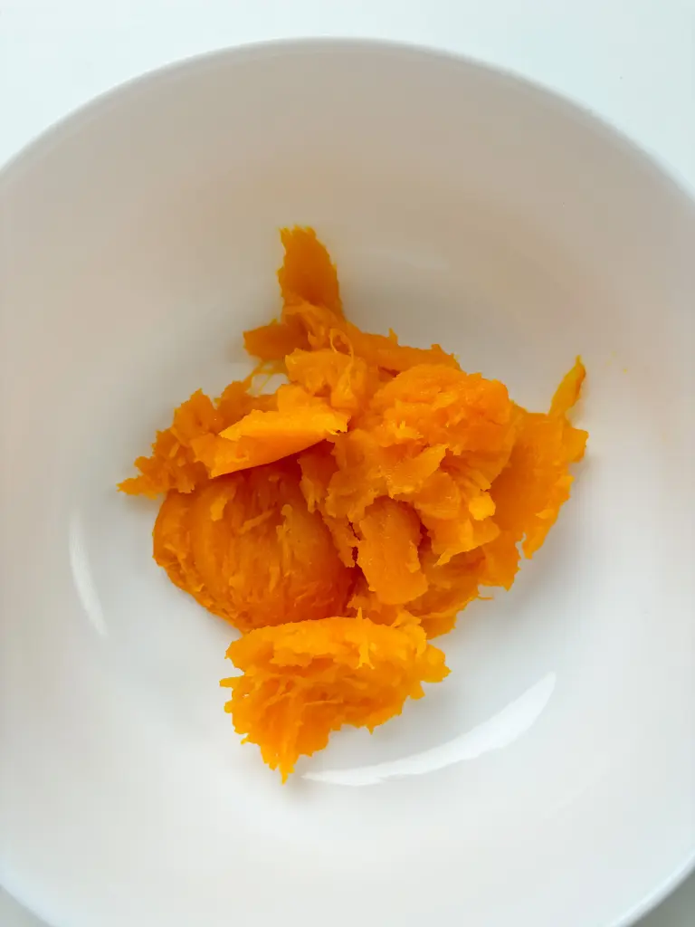 pumpkin injeolmi, hobak tteok