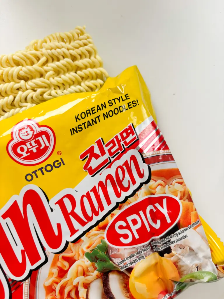 BTS Jungkook ramen porridge: Buldak Rajuk Recipe ramen porridge, rajuk