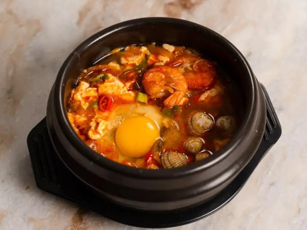 Easy Korean Seafood Sundubu Jjigae with Clams & Shrimp seafood sundubu jjigae recipe