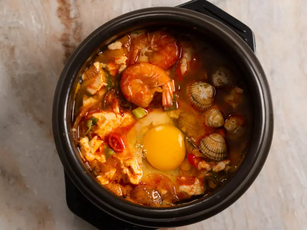 Easy Korean Seafood Sundubu Jjigae with Clams & Shrimp seafood sundubu jjigae recipe
