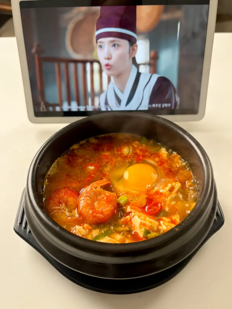 Easy Korean Seafood Sundubu Jjigae with Clams & Shrimp seafood sundubu jjigae recipe