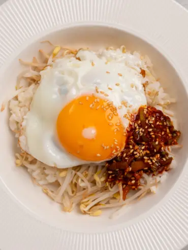 kongnamul bibimbap