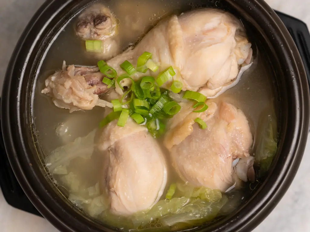 30-Minute Dak Gomtang: Easy Korean Chicken Soup dak gomtang, Korean chicken soup recipe