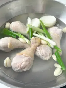 dak gomtang, Korean chicken soup recipe