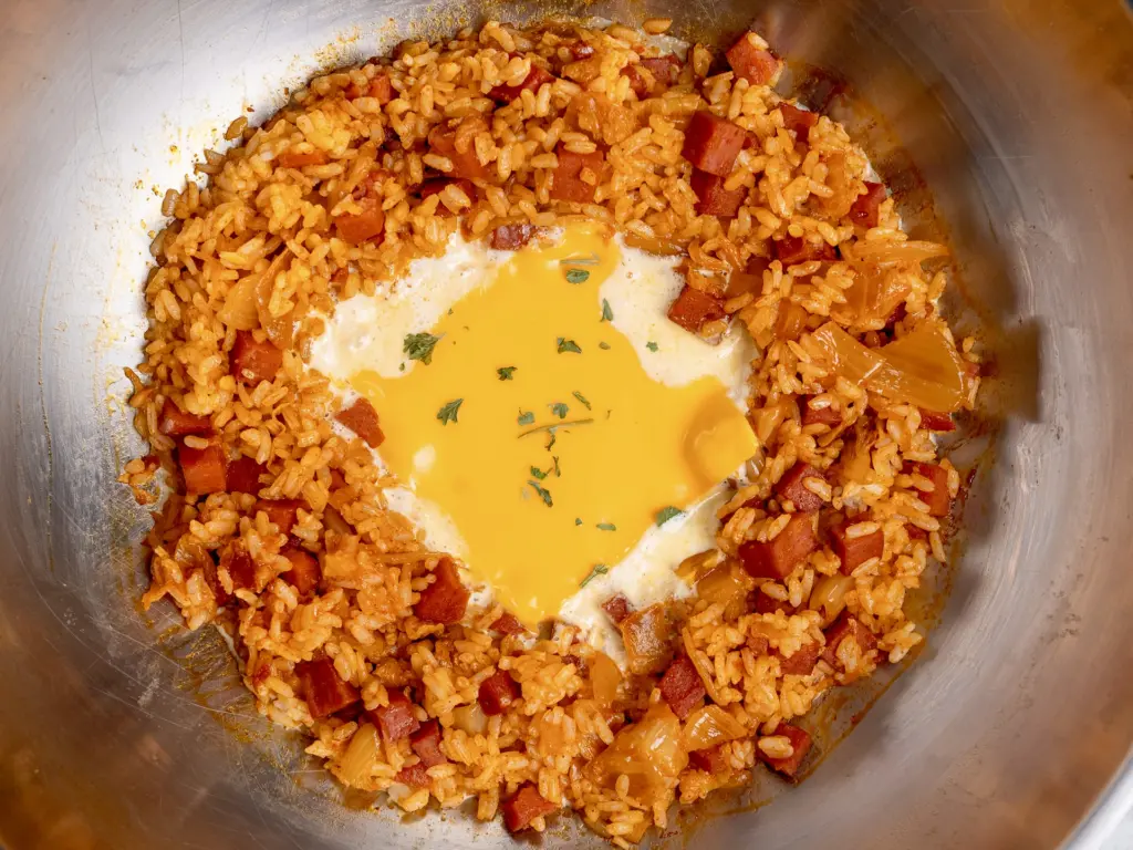 Cream Kimchi Fried Rice, Bokkeumbap, easy recipe