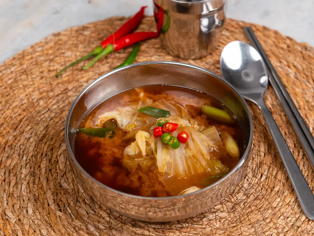 napa cabbage soup, korean soybean paste soup, korean comfort food, doenjang guk