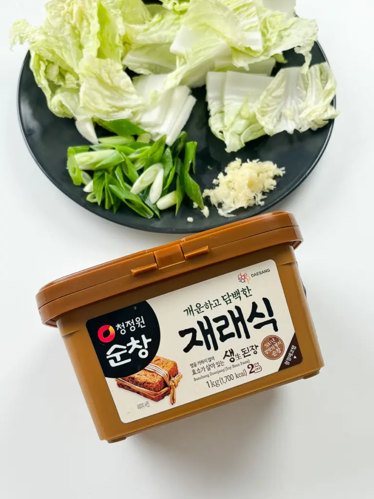 napa cabbage soup, korean soybean paste soup recipe, korean comfort food, doenjang guk
